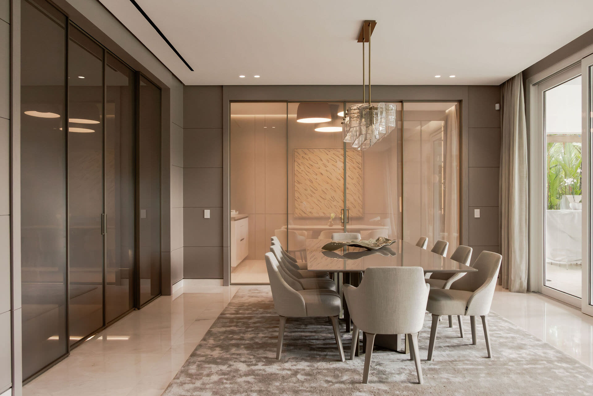 Fairway Estates — instalación de vidrio Pernia Glass en Ciudad de Panamá